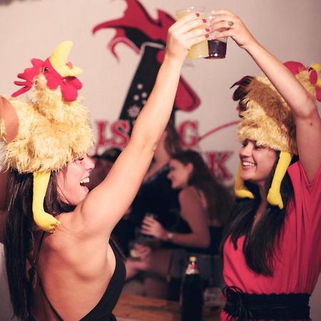 Rising Cock Party Hostel 라고스 외부 사진